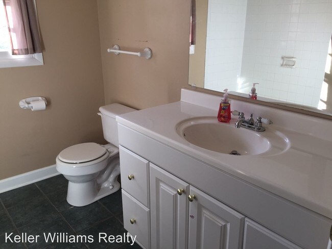 Building Photo - 117 Horseshoe Bend Dr
