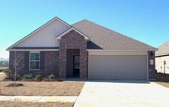 Building Photo - 132 Lucille Dr