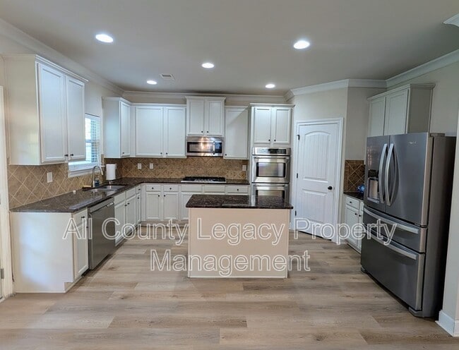 Building Photo - 526 Georgia Cir