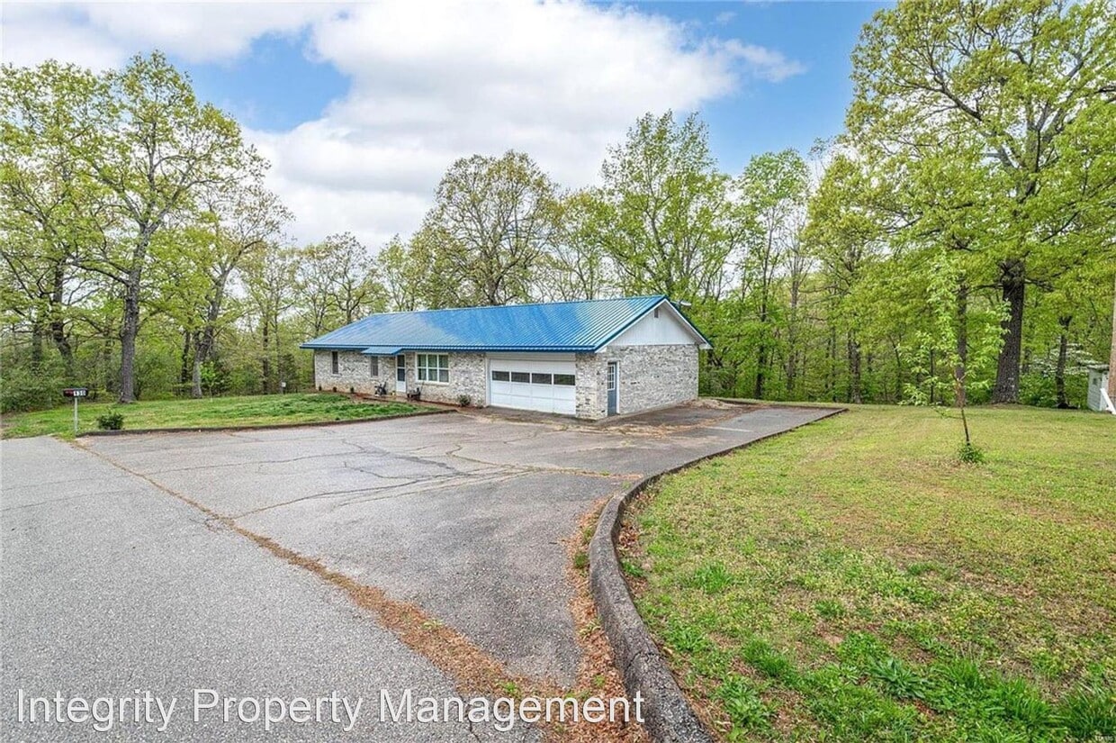 Foto principal - 3 br, 2 bath House - 130 Jh Williamson Jr Ct
