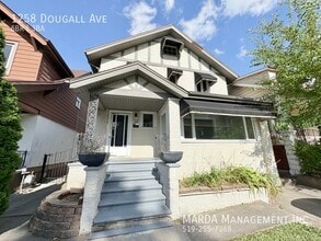 Building Photo - 1258 Dougall Ave