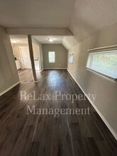 Building Photo - 207 Avon St