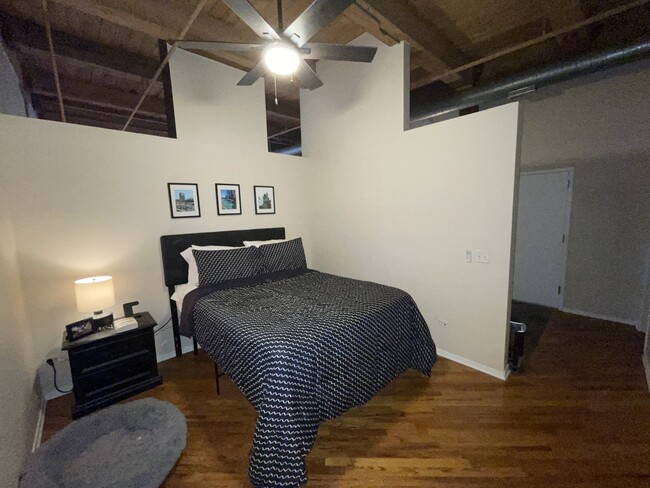 Bedroom - 226 N Clinton St