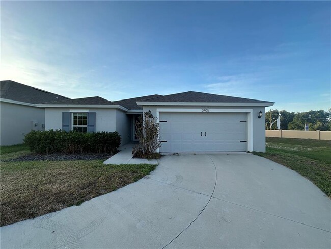 Building Photo - 3405 Yarian Dr