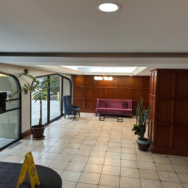 Foto del edificio - 922 24th St NW
