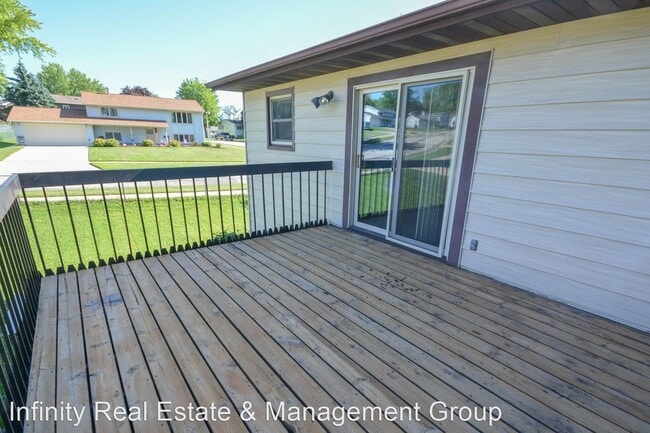 Building Photo - 4 br, 2 bath House - 3703 Willow Heights D...