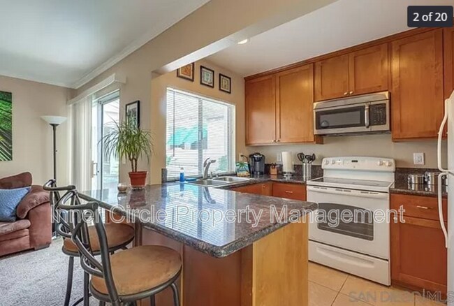Foto del edificio - 3276 Ashford St