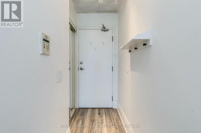 Building Photo - 28-2128 Harrison Garden Blvd