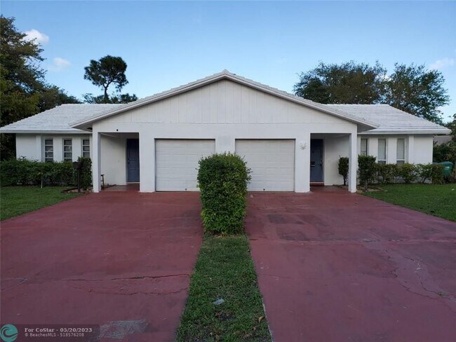 Building Photo - 4391 NW 75th Ave
