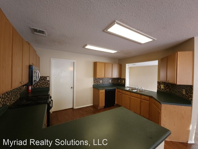 Building Photo - 3 br, 2 bath House - 6638 Barton Rock Road