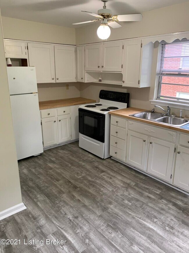 Foto del edificio - 2624 Longview Ave