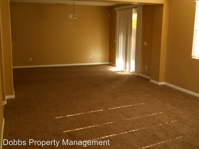 Building Photo - 6631 Flatrock Dr