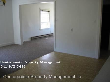 Foto del edificio - 929 NE Willow St