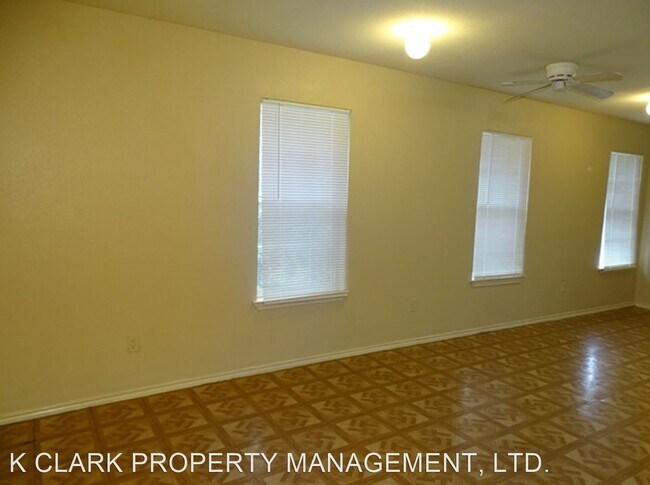 Foto del edificio - 2 br, 1 bath House - 1016 BLANCO RD #203