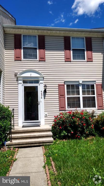 Building Photo - 4404 Stanford Ct