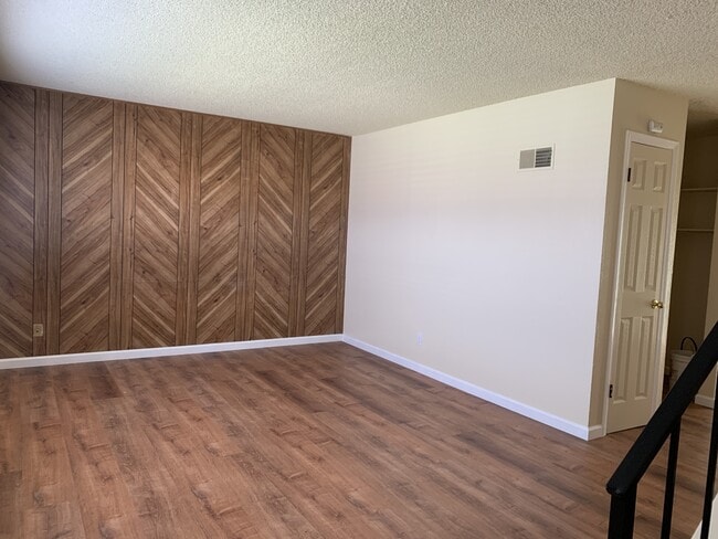 Foto del edificio - 110 Buena Vista Pl