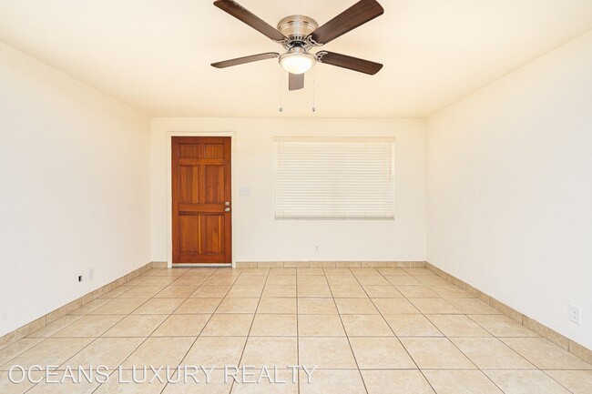 Building Photo - 3 br, 1.5 bath House - 402 S Willow Ave