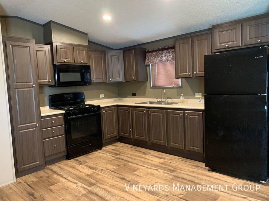 764 Wilson Dr, Towanda, KS 67144 House Rental in Towanda, KS