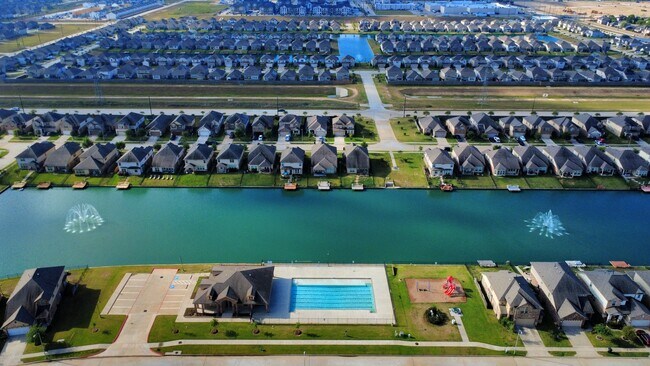 Building Photo - 3730 Giorgio Pastel Pl