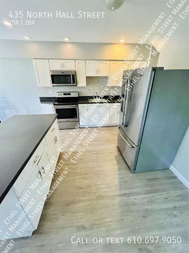 Foto del edificio - Beautiful Home A Few Blocks From Downtown