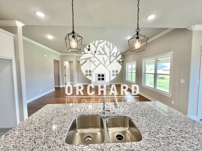 Building Photo - Tontitown- Single-Family Home- Desirable H...