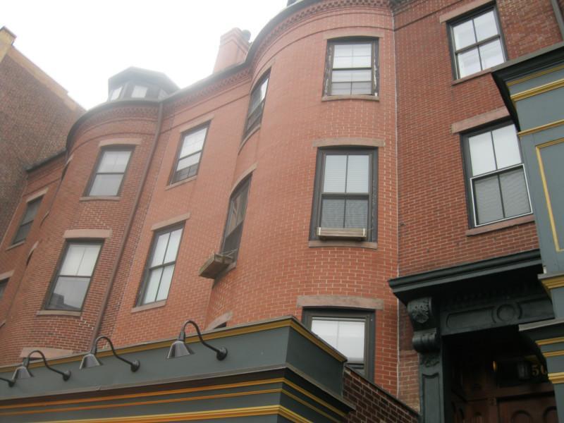 Foto del edificio - 1746 Washington St