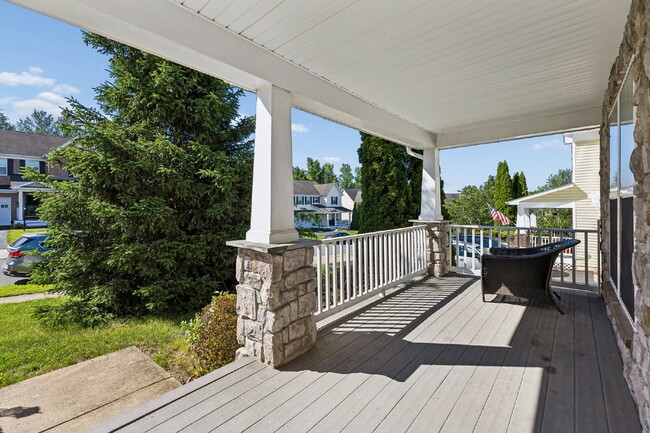 Photo - Beautiful and spacious stone-front colonial in sought-after Garrison Woods! Apartment