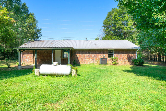 Building Photo - 455 Highway 154
