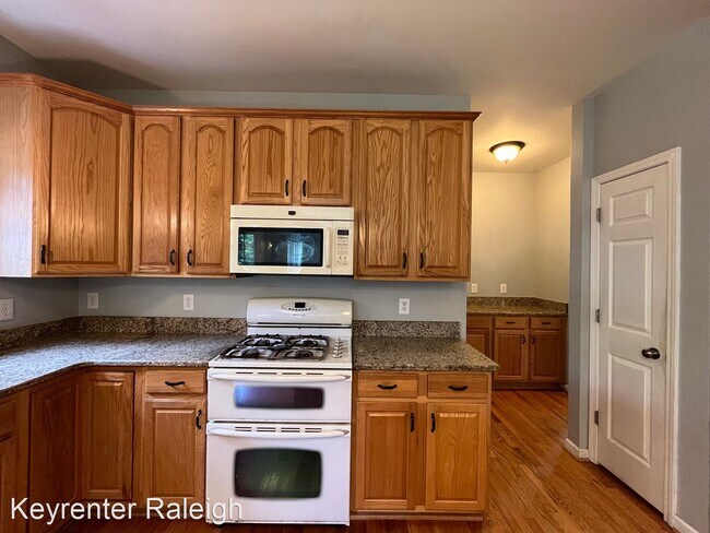 Foto del edificio - 4 br, 2.5 bath House - 605 Middle Bridge Rd
