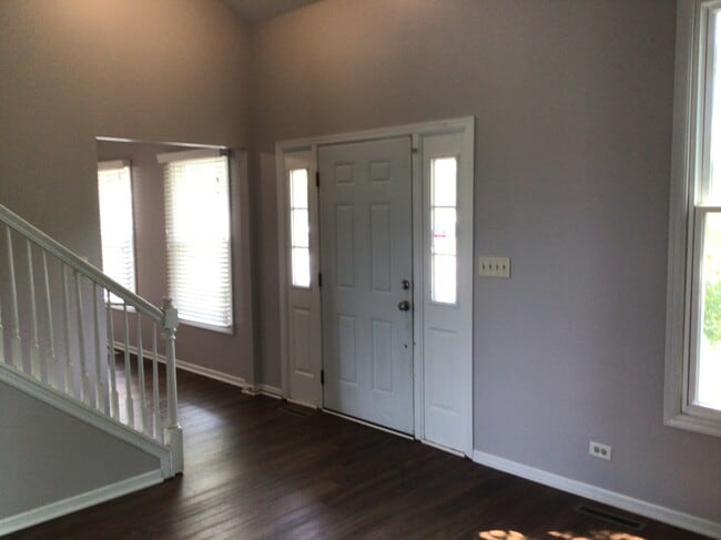 Building Photo - 1749 Quail Ct