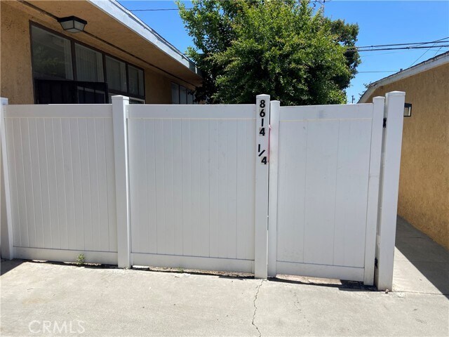 Foto principal - 8614 Evergreen Ave