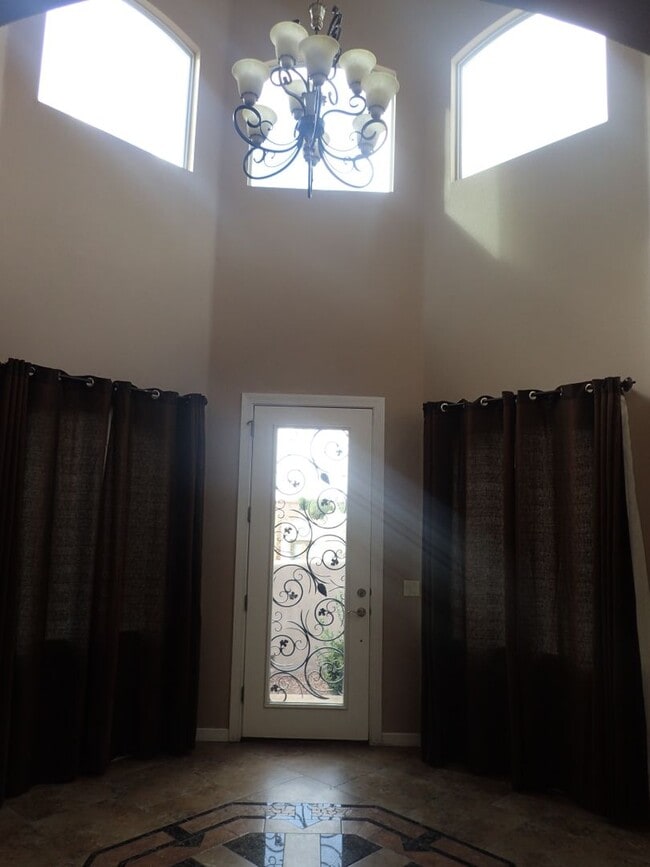 Building Photo - 6584 Hermoso Del Sol Dr