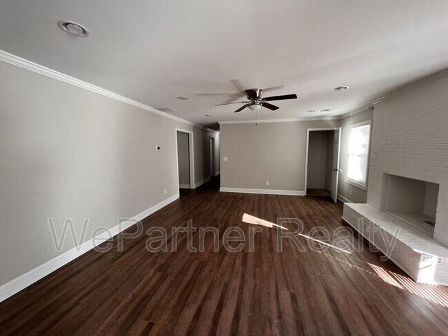 Foto del edificio - 3154 Bright Star Rd