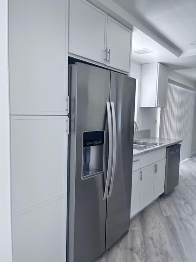 Building Photo - Recently Remodeled South Redlands Home