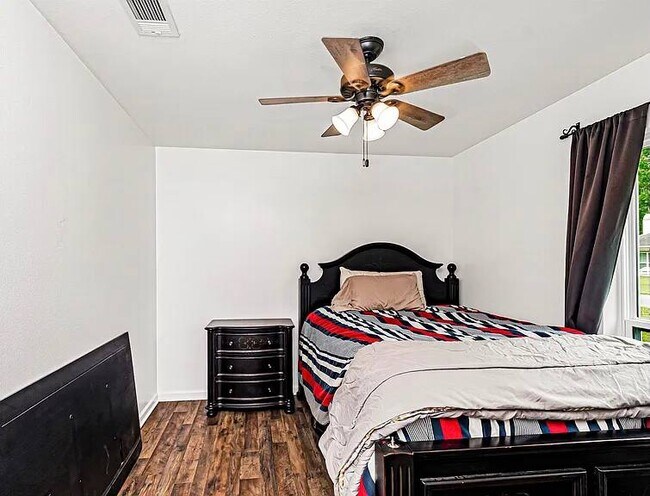 Foto del edificio - 45002 Fontenot Rd