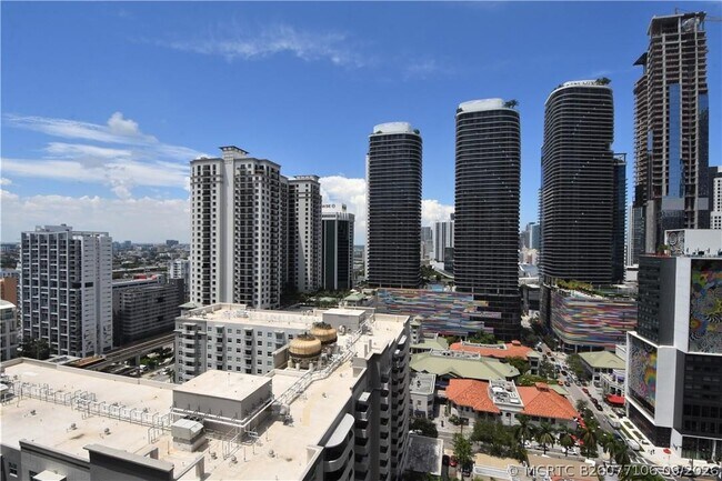 Foto del edificio - 1100 S Miami Ave