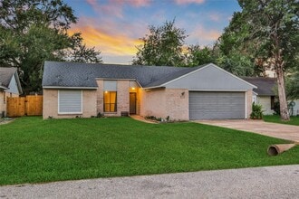 Building Photo - 31723 Ironwood Dr