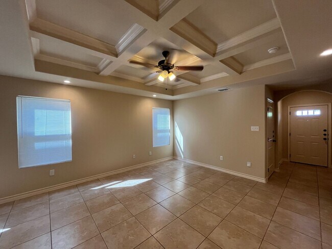 Foto del edificio - 6015 Karly Way