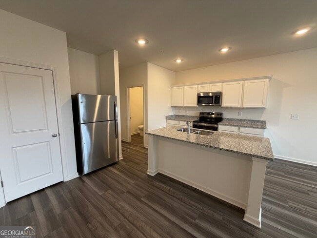 Building Photo - 1205 Fagiolo St