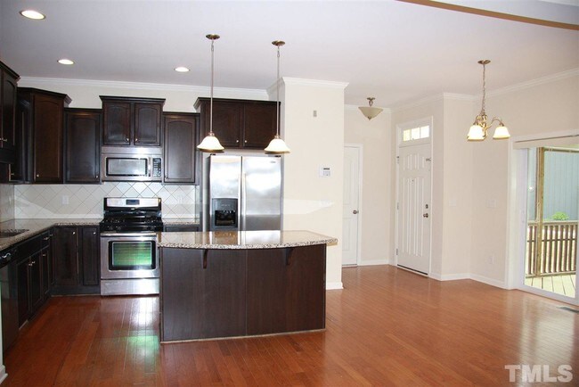 Building Photo - 1249 Silver Beach Way