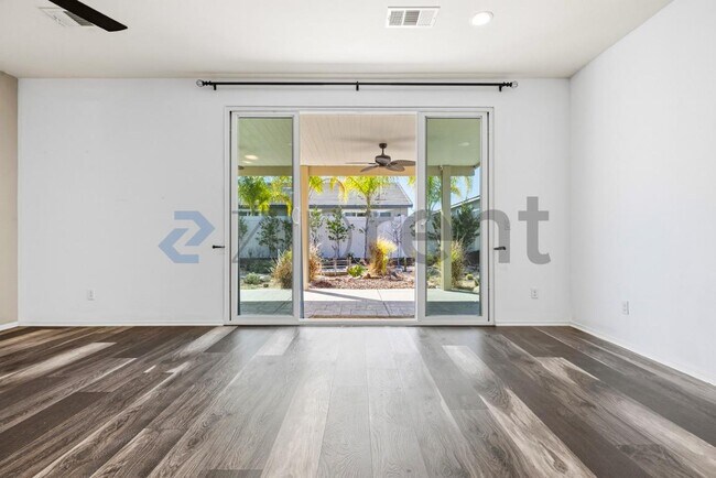 Building Photo - 30522 Rodriquez Lp