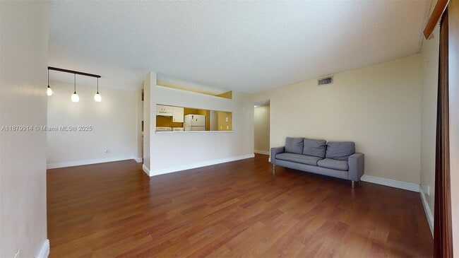 Foto del edificio - 10451 SW 157th Pl
