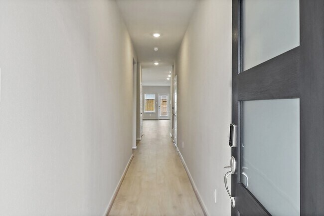 Building Photo - 12039 Meandering Strm Dr