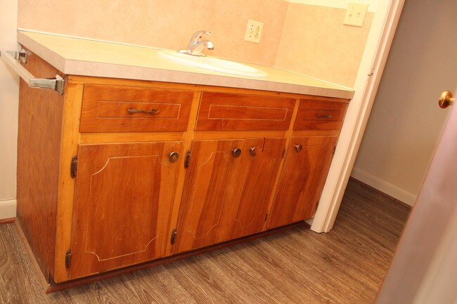 1870 Scenic Way Unit 2 Thomasville Nc 27360 Apartment For Rent