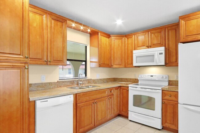 Foto del edificio - 717 S US Hwy 1