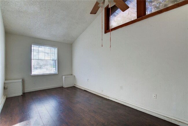Building Photo - 6608 Johnny Morris Cove