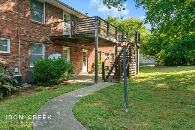 Foto del edificio - 784 Caribou Rd