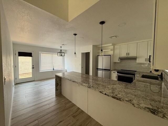 Kitchen/Dining - 1112 N 87th St