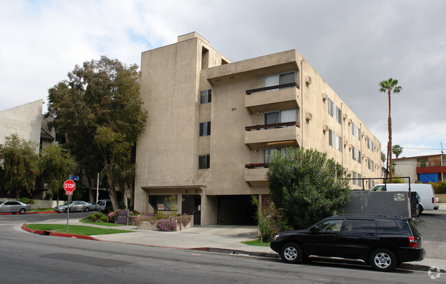 Building Photo - Hobart Apartments