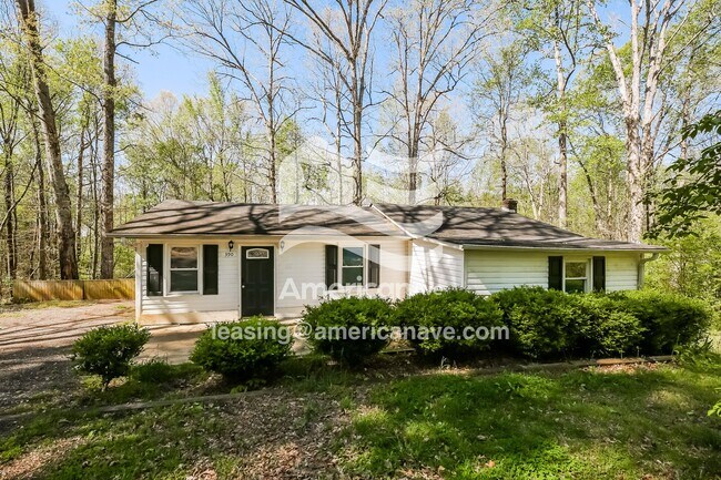 Building Photo - 390 Bud Smith Rd